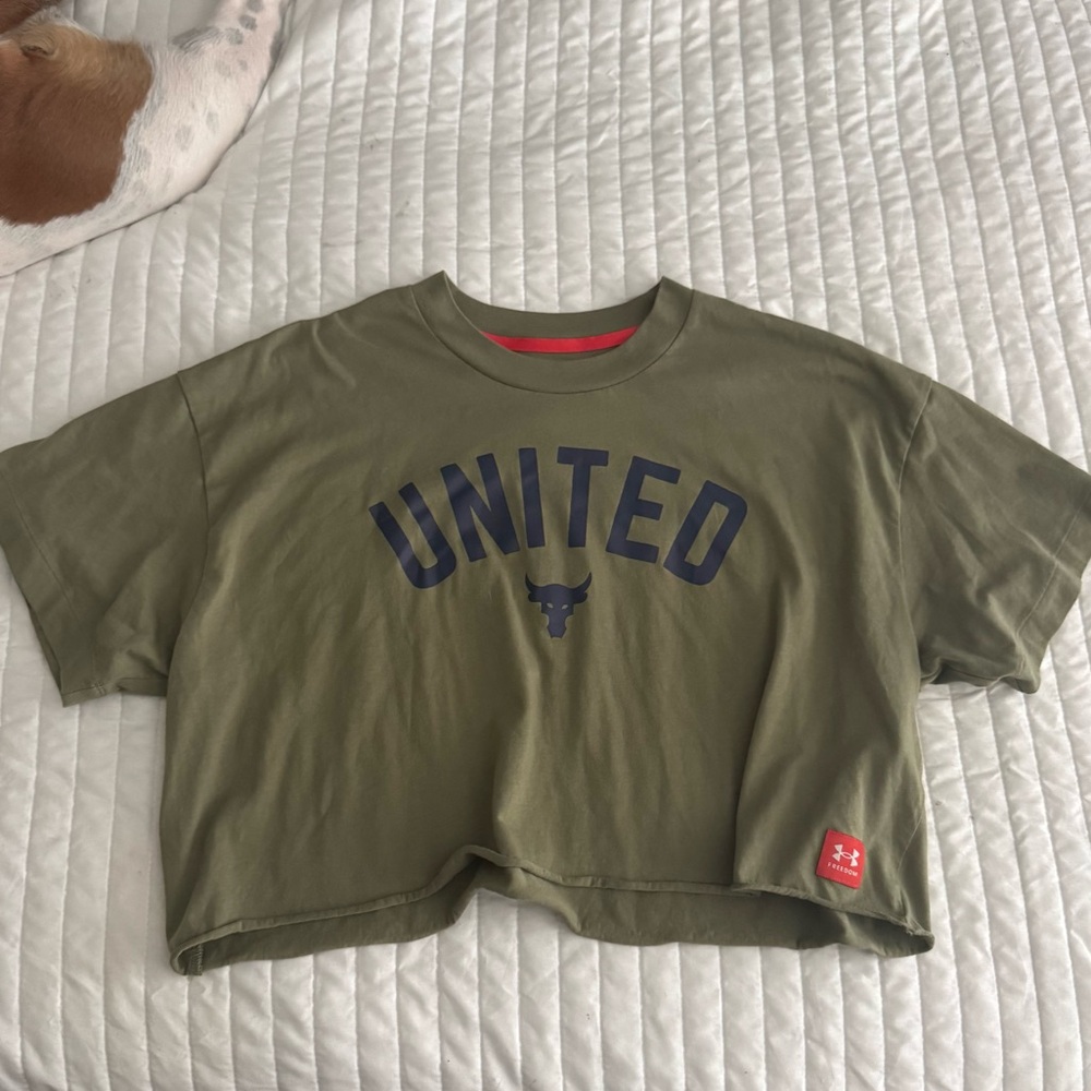 Under Armour Olive Crop Tee